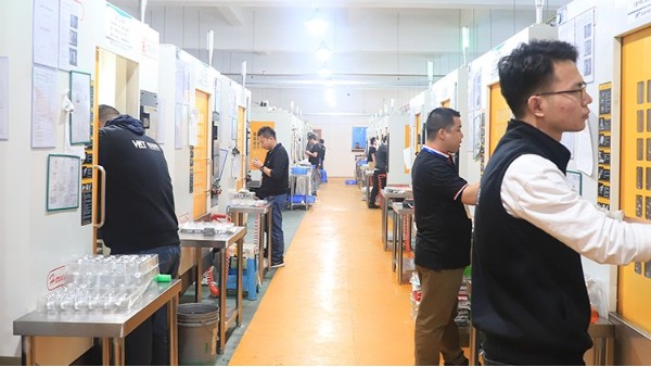 鈦、黃銅和鋁的耐腐蝕性能在CNC加工中有啥不同？