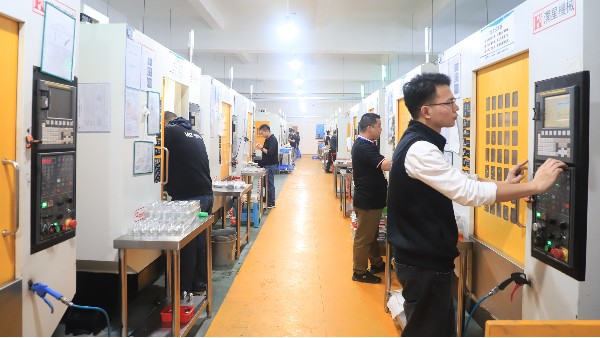 cnc加工廠家創(chuàng)始人的學(xué)習(xí)分享：堅(jiān)持誠實(shí)勞動(dòng)的價(jià)值創(chuàng)造